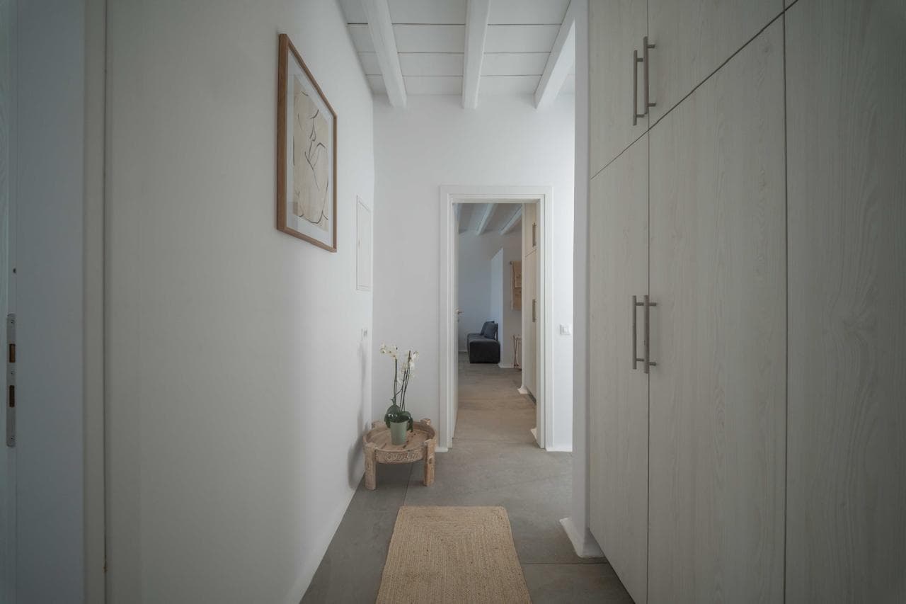 Dressing corridor with built-in wardrobes