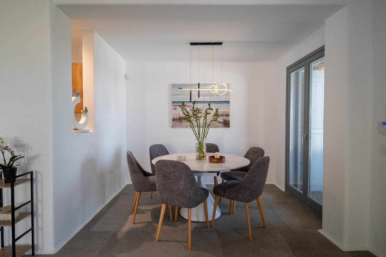 Indoor dining table set for six