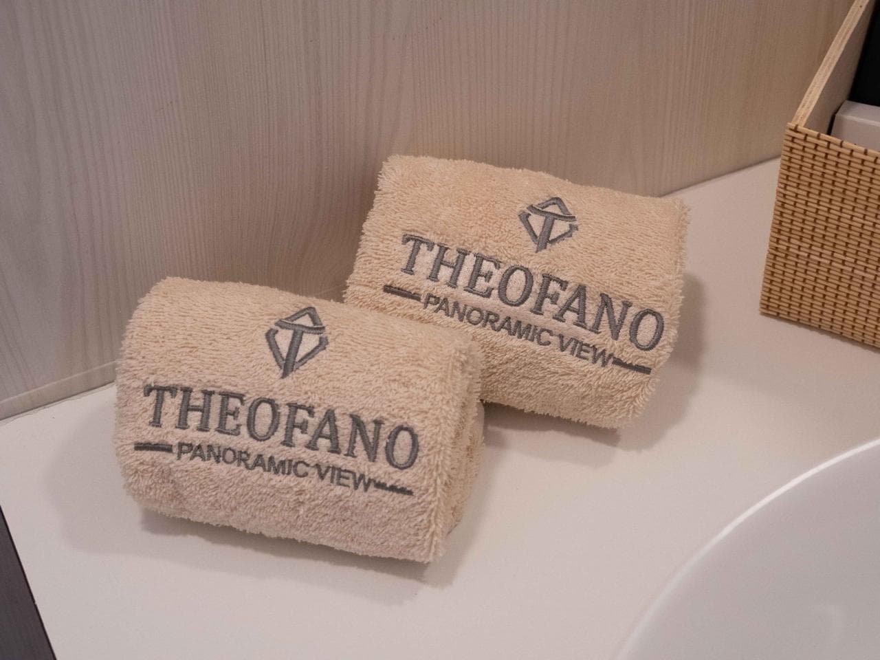 Theofano Panoramic View embroidered towels